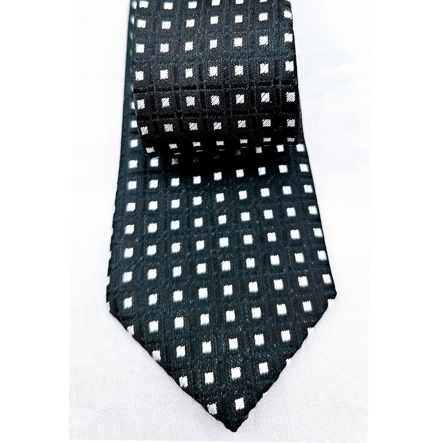 CLASSIC HAND MADE BLACK WITH WHITE SPOTS SILK TIES