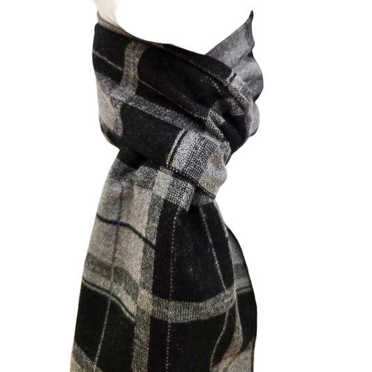 Premium Reversible Woolen black and grey  Scarf – 190 × 28 cm
